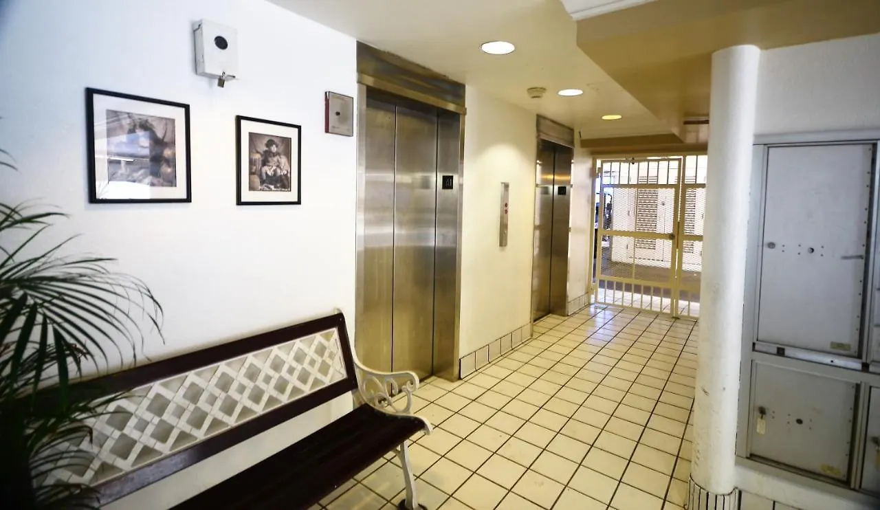 Sea Shore 75 Steps From Waikiki Beach And Sleeps 1 - 3! Honolulu 0*,  United States