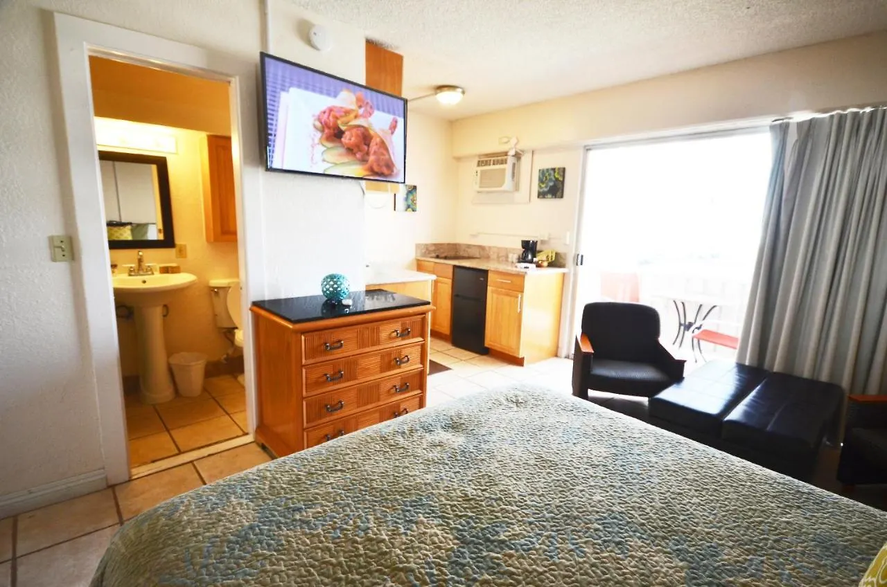 Sea Shore 75 Steps From Waikiki Beach And Sleeps 1 - 3! 호놀룰루 미국